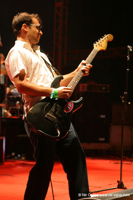 Hayehudim live in Nizanim / August 2004