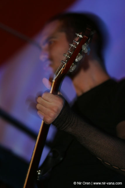 Hayehudim live in Nizanim / August 2004