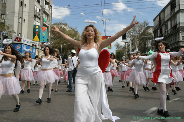 Adloyada in Hulon / March 2004