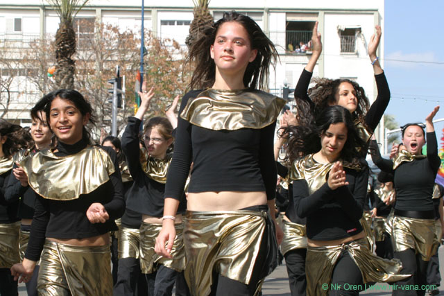 Adloyada in Hulon / March 2004