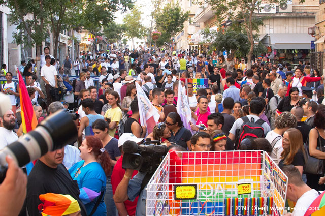 Jerusalem Gay Pride Parade / June 2005