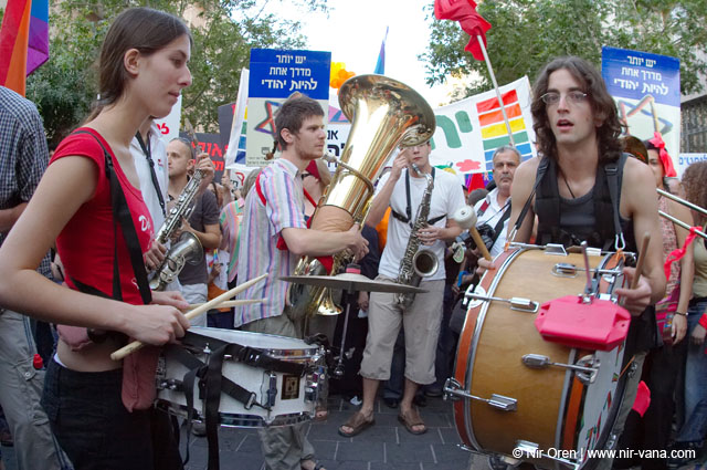 Jerusalem Gay Pride Parade / June 2005