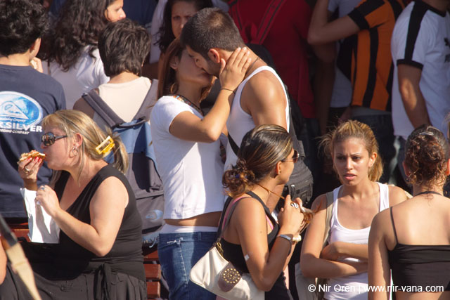 Tel Aviv Love Parade / October 2004