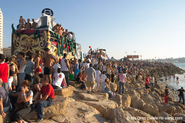 Tel Aviv Love Parade / October 2004