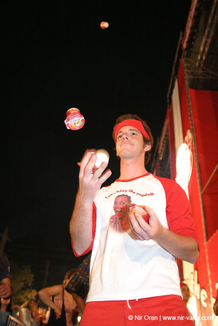 "Taam Hair" food fair / June 2004