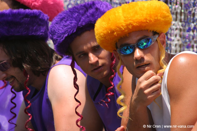 Tel Aviv pride parade / June 2004