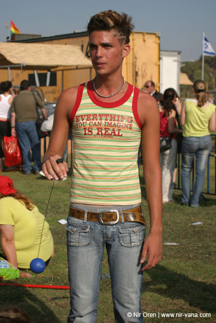 Tel Aviv pride parade / June 2004