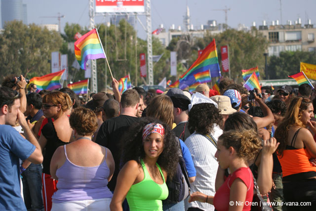 Tel Aviv pride parade / June 2004