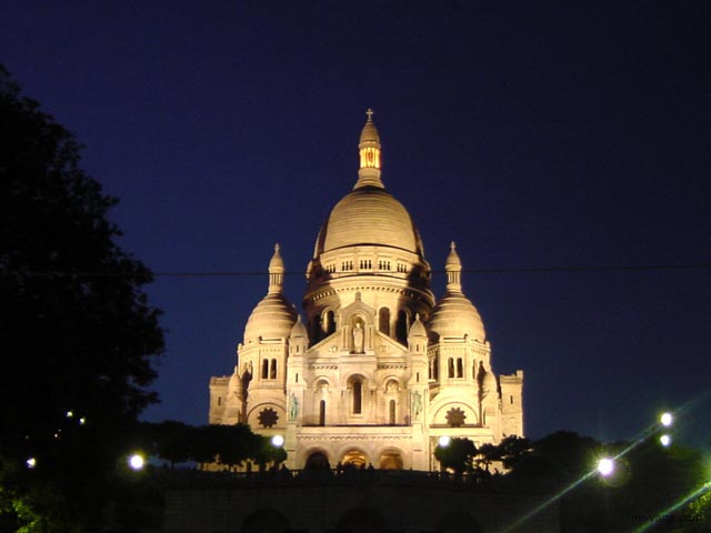 P1507 Sacre Couer at night