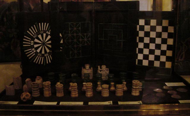 P0219-MuseeCluny - Games