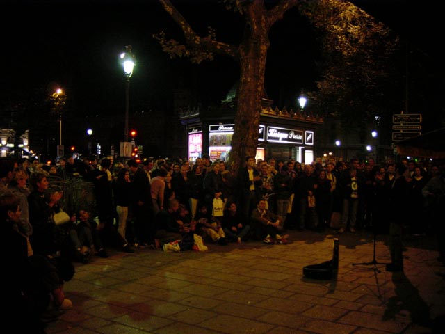 P1008 Street performance