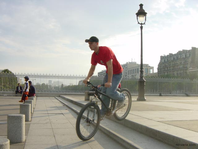 P2544 Cyclist near the Bastille
