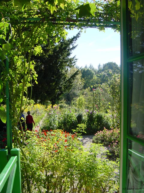 P1115 Claude Monet garden through the window
