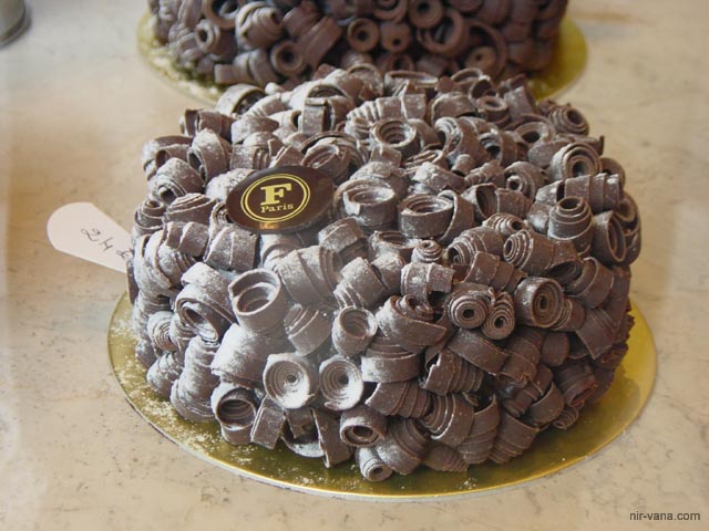 P1867 Fauchon - Look at the price