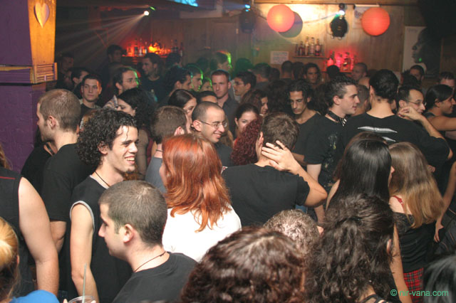 The alternative line @ The Azimut 17.10.03