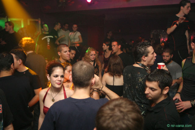 The alternative line @ The Azimut 17.10.03