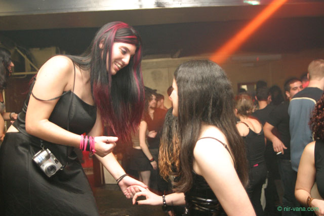 Alternative Friday @ The Azimut / 28.11.03