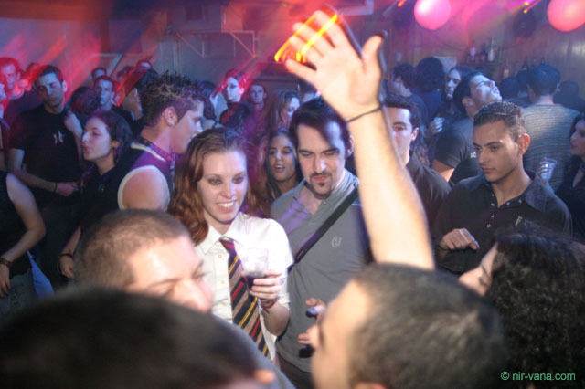 Alternative Friday @ The Azimut / 28.11.03