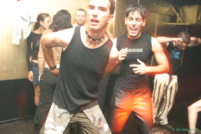 Alternative Friday @ The Azimut / 28.11.03