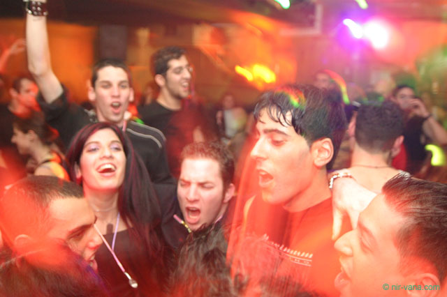 Alternative Friday @ The Azimut / 28.11.03