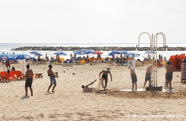 Summer 2005 in Tel Aviv Beaches