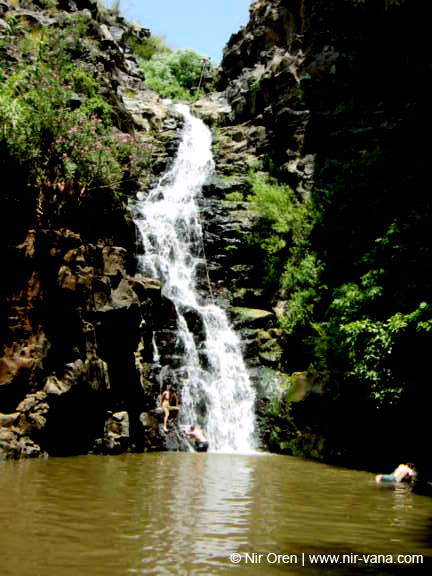 Rappelling in Yehudia Waterfall