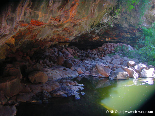 Rappelling Trek in Zavitan Stream Black Canyon