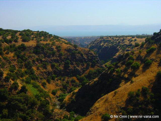 Rappelling Trek in Zavitan Stream Black Canyon
