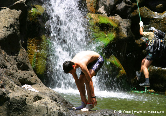 Rappelling Trek in Zavitan Stream Black Canyon