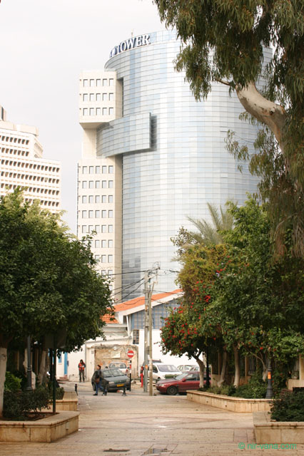 Tel Aviv: Neve Zedek - January 2004